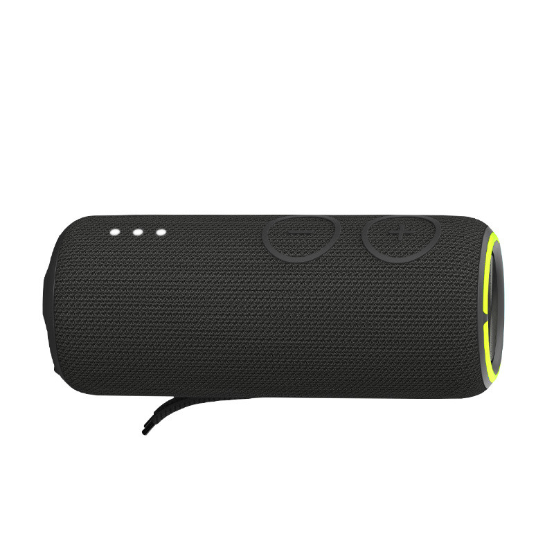 D7.8*H18.8 Cm haut-parleurs extérieurs Bluetooth 3.7v 3600mah capacité de la batterie dans la cour